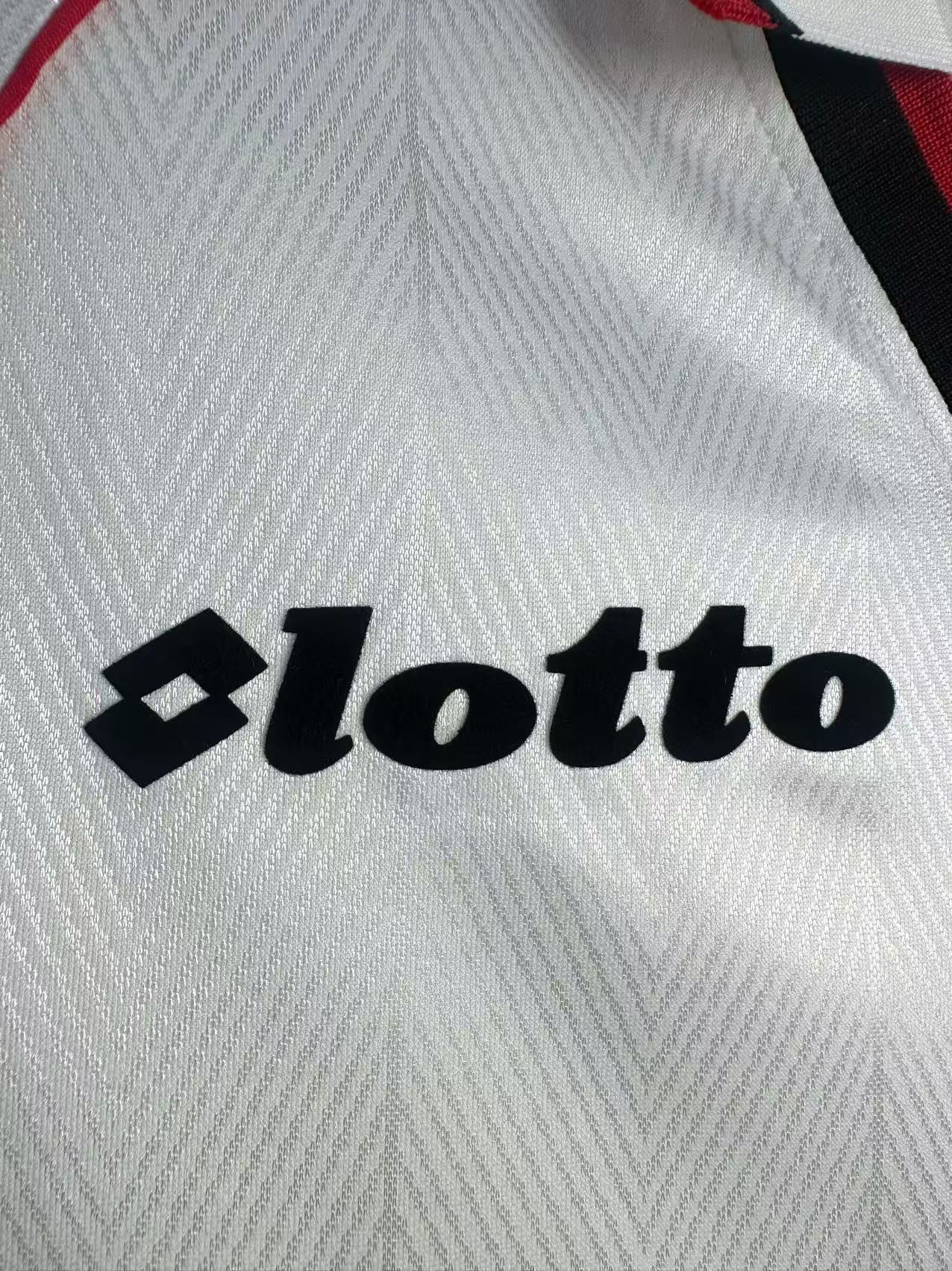 AC Milan 1997/98 Away
