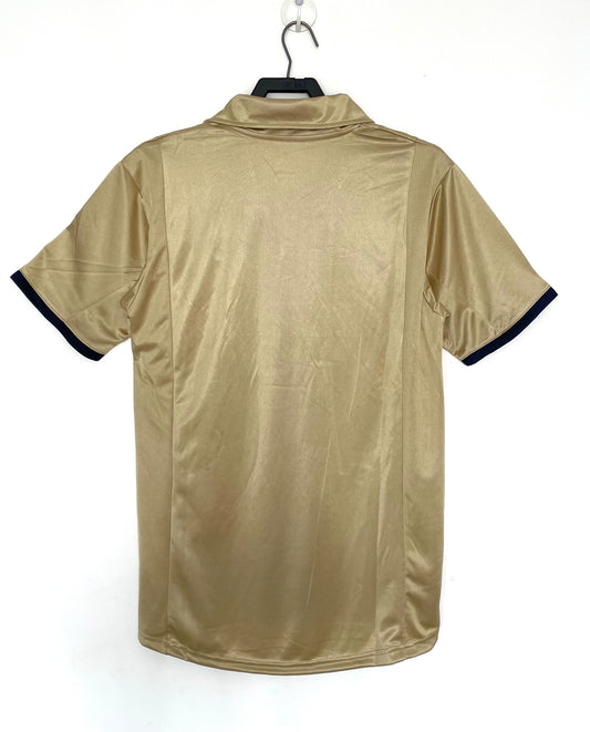 Barcelona 2001/02 Away