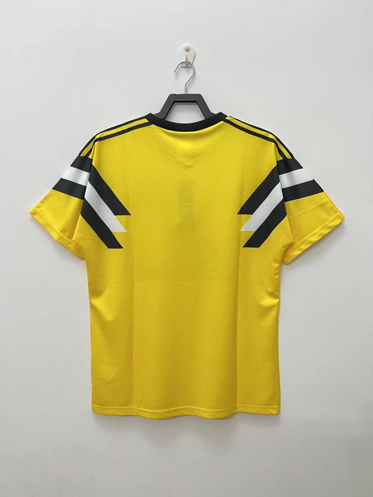 Borussia Dortmund 1989/89 DFB-Pokal Final Kit