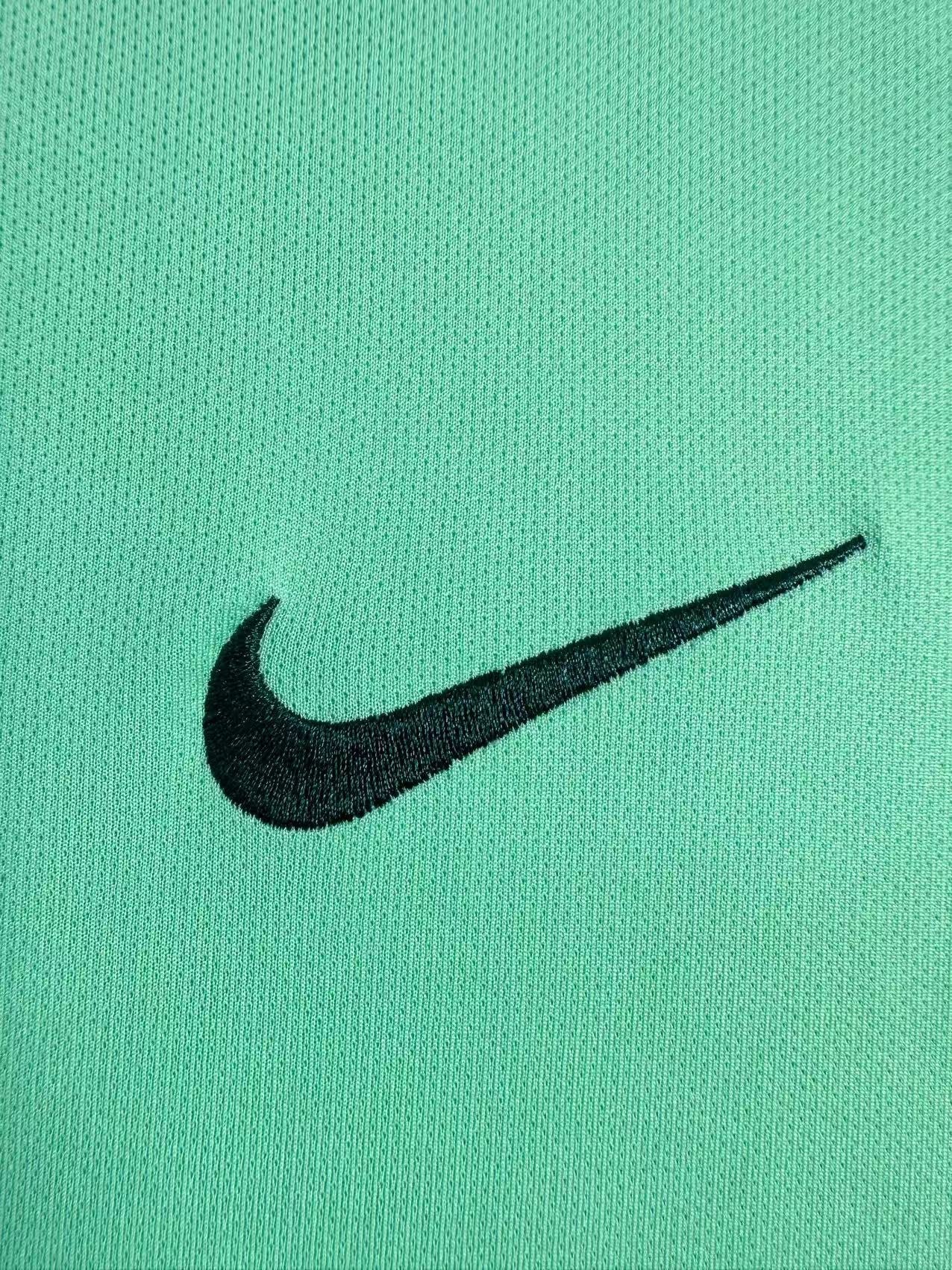 Portugal 2016 Away