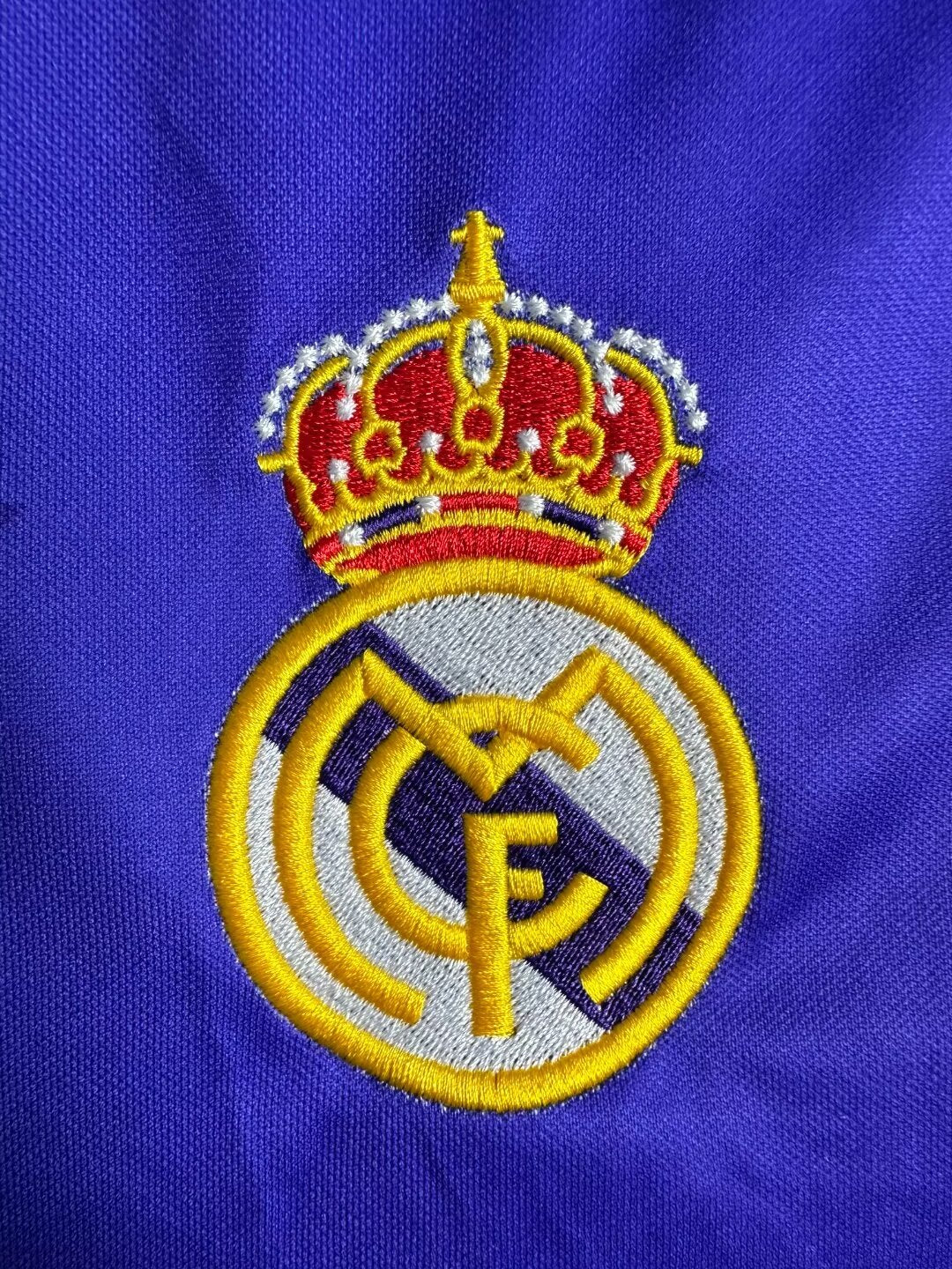 Real Madrid 1994/96 Away