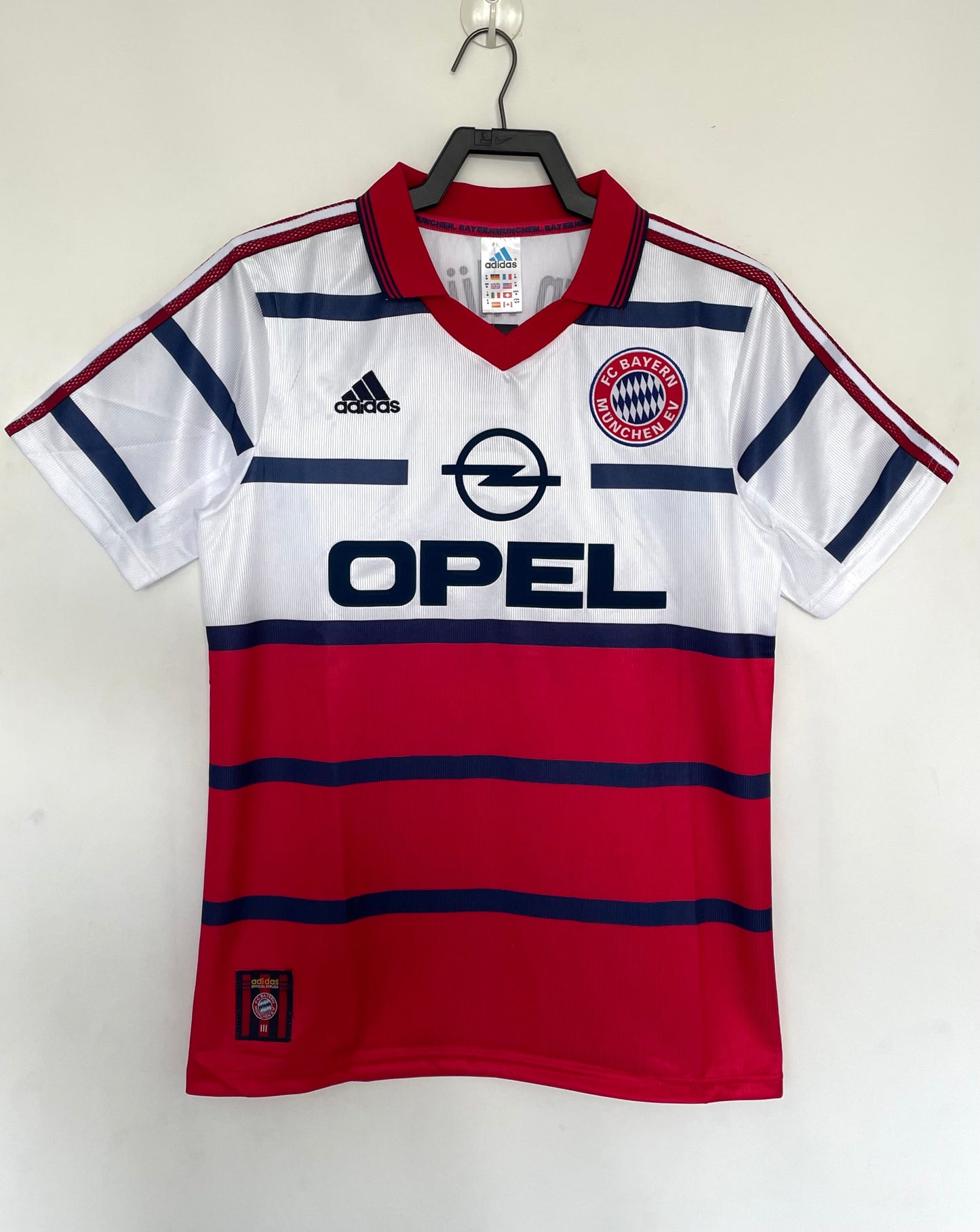 Bayern Munich 1998/00 Away