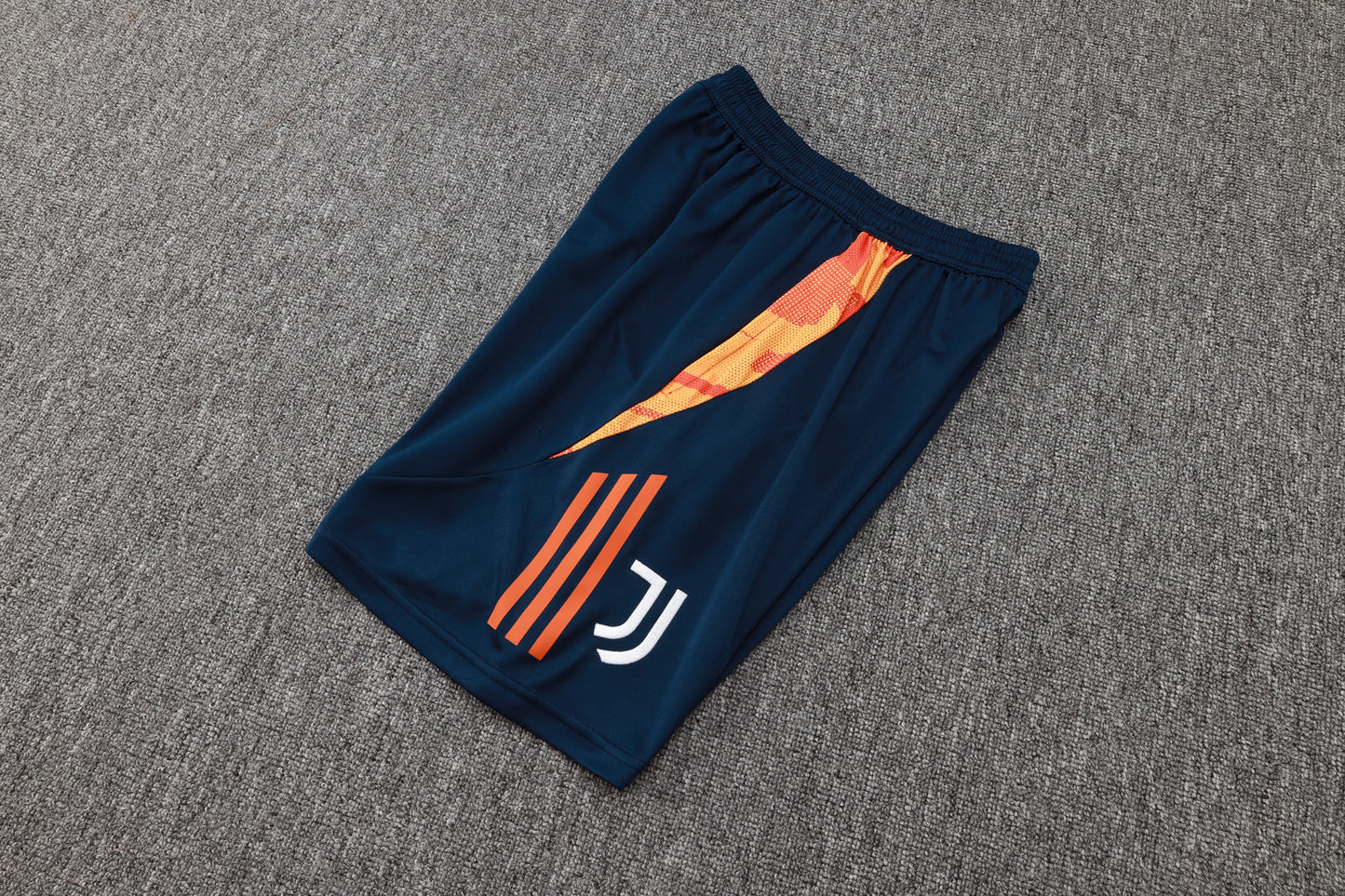 Juventus Training Kit - Orange/Blue/Navy