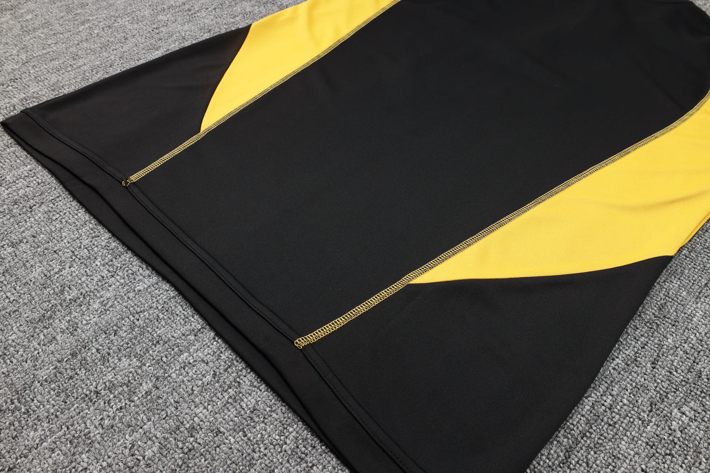 Argentina 1/4 Zip Tracksuit Set Black/Gold