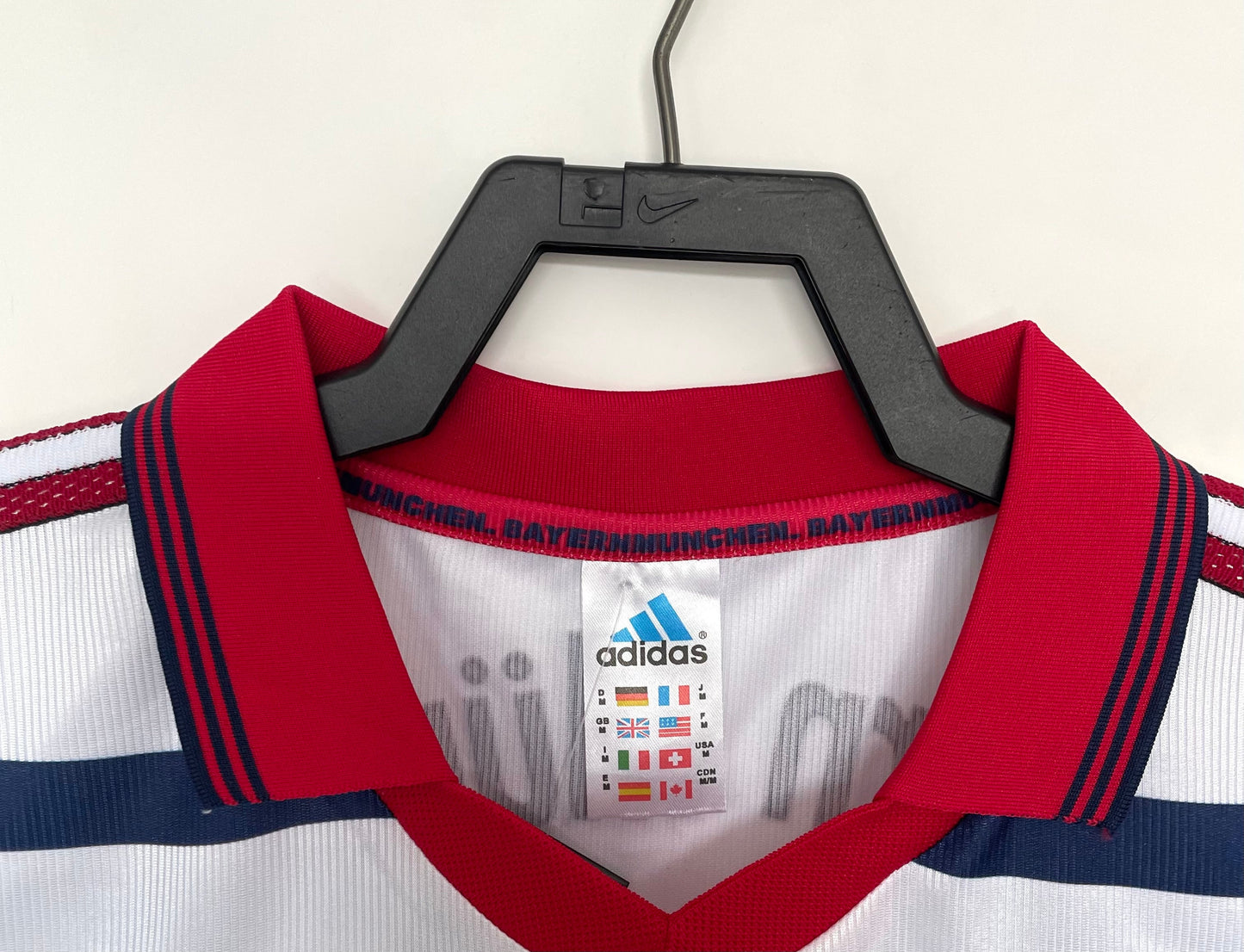 Bayern Munich 1998/00 Away