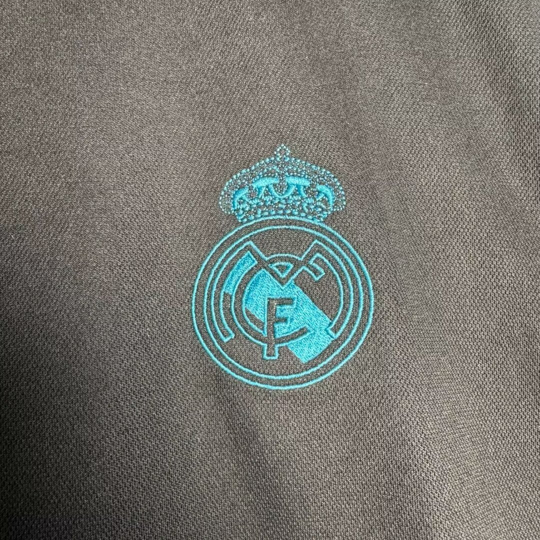 Real Madrid 2017/18 Away