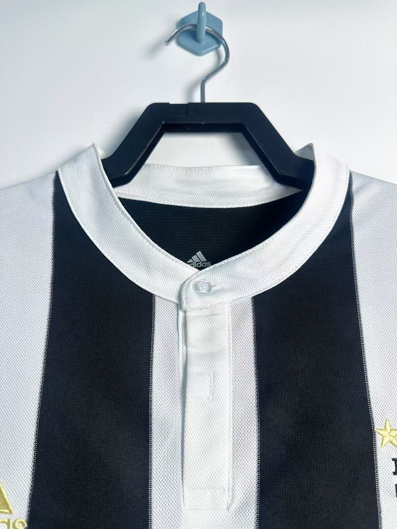 Juventus 2017/18 Home
