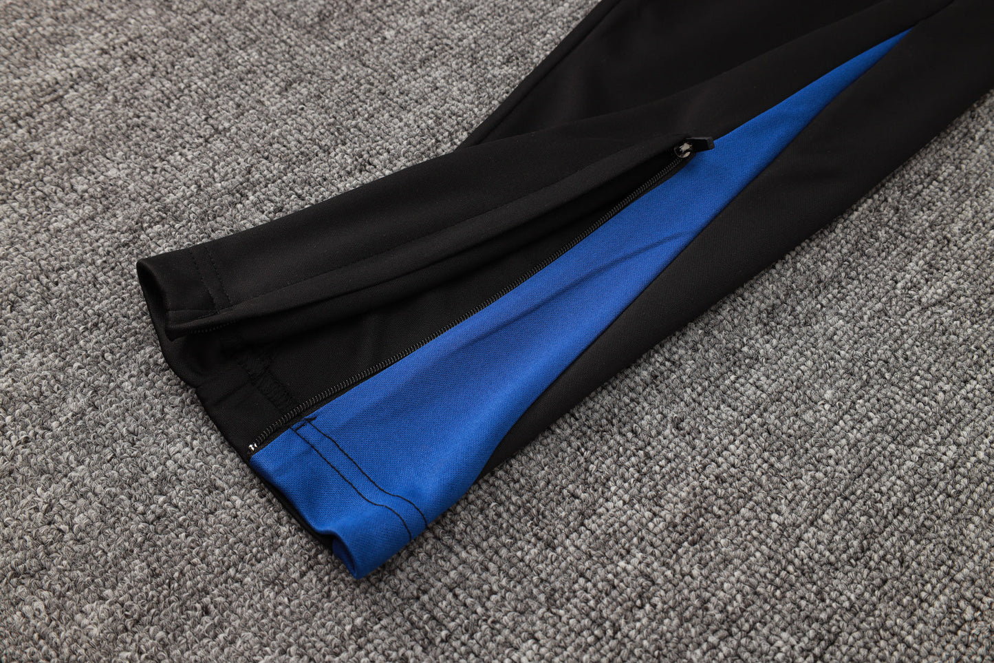 Barcelona 1/4 Zip Tracksuit Set Black/Red/Blue