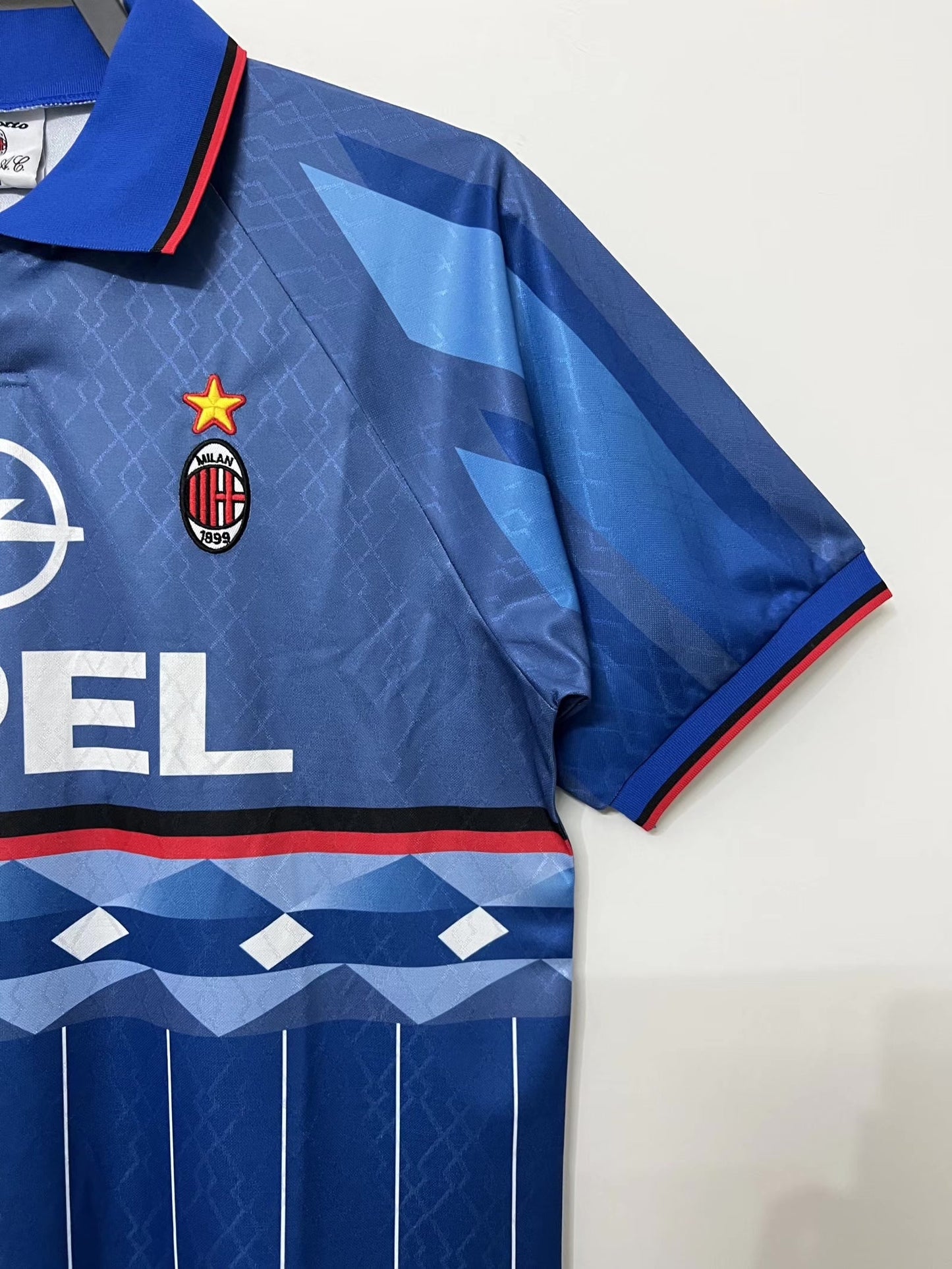 AC Milan 1995/96 Away