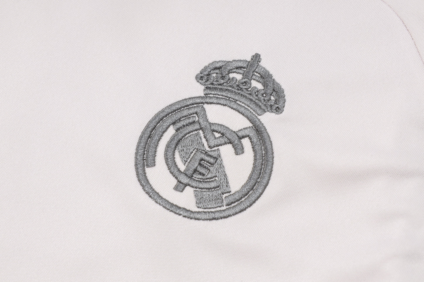 Real Madrid Training Kit - Beige/Black/Grey