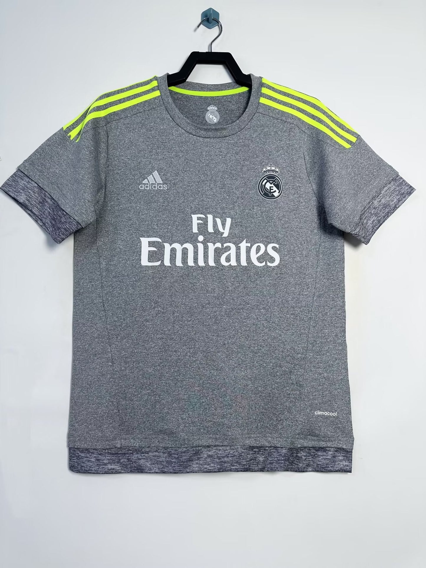 Real Madrid 2015/16 Away