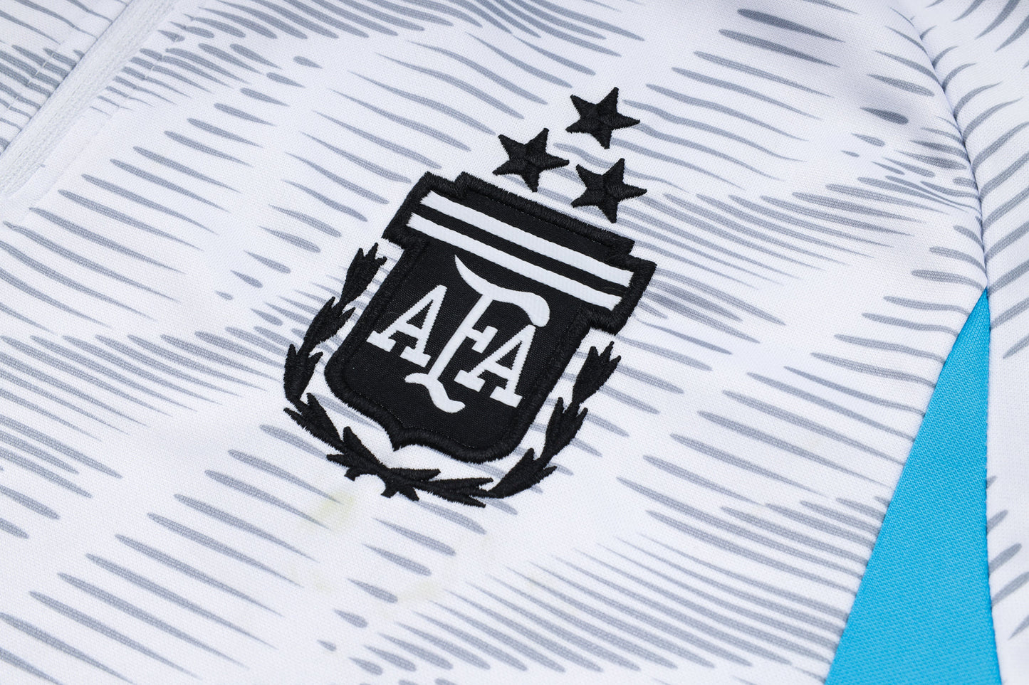 Argentina 1/4 Zip Tracksuit Set White/Electric-Blue/Black