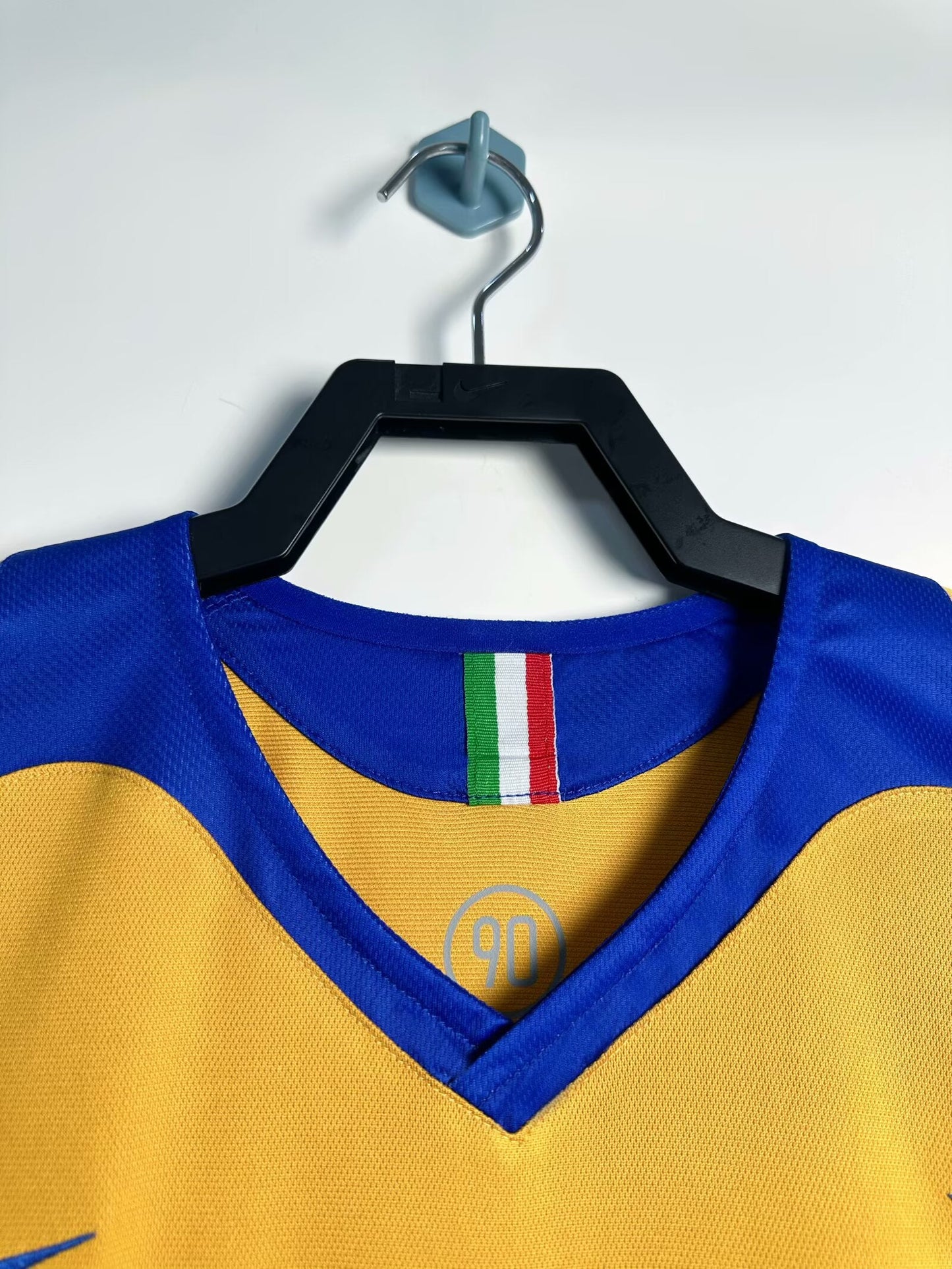 Juventus 2005/06 Third