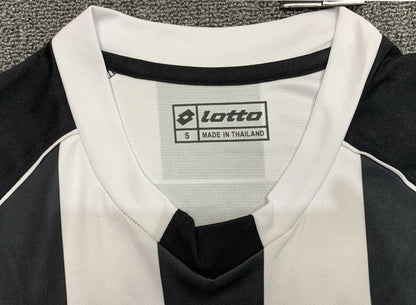 Juventus 2002/03 European Home