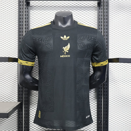Mexico 2025 - Black & Gold