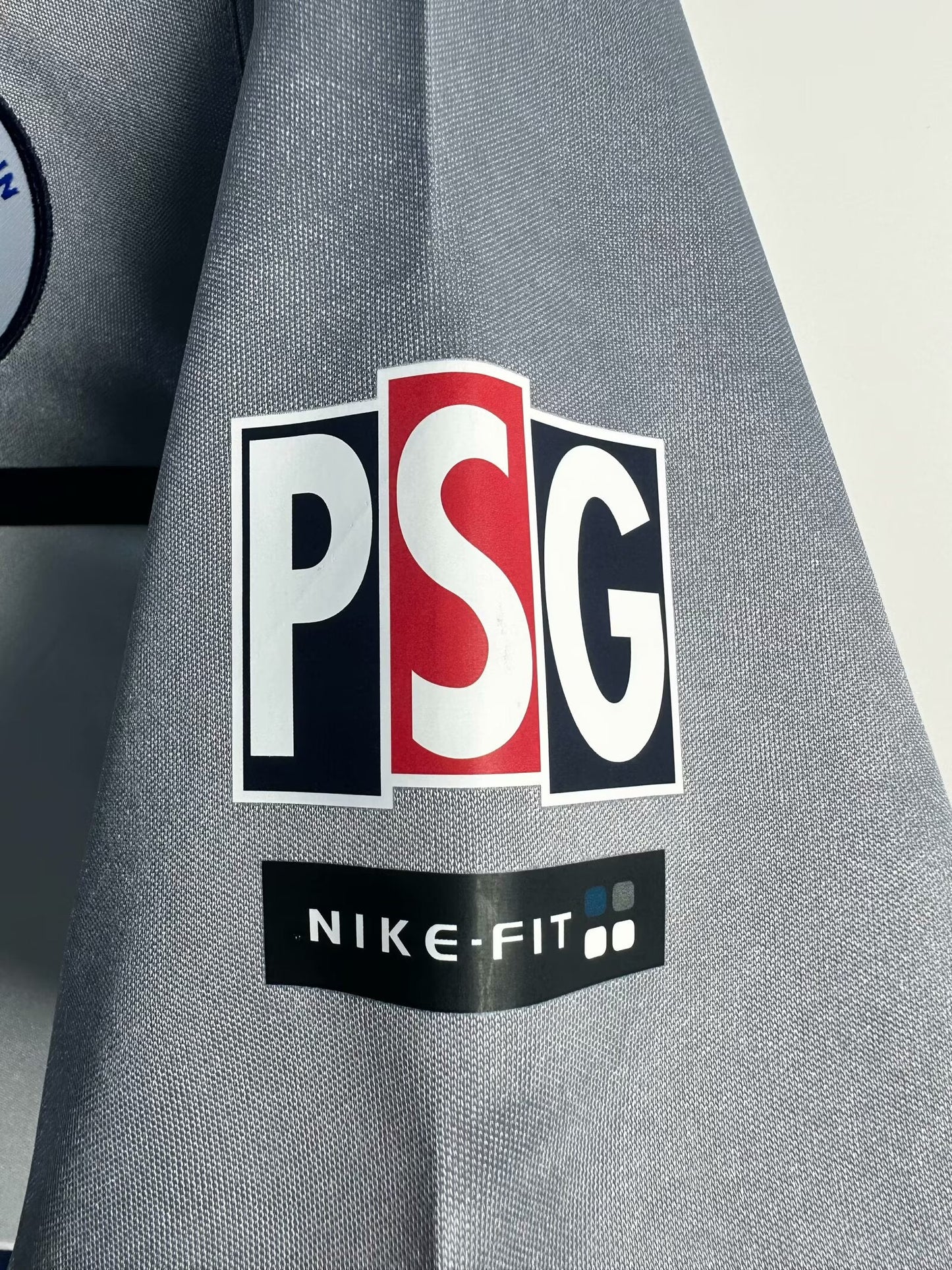 PSG 2000/01 Away