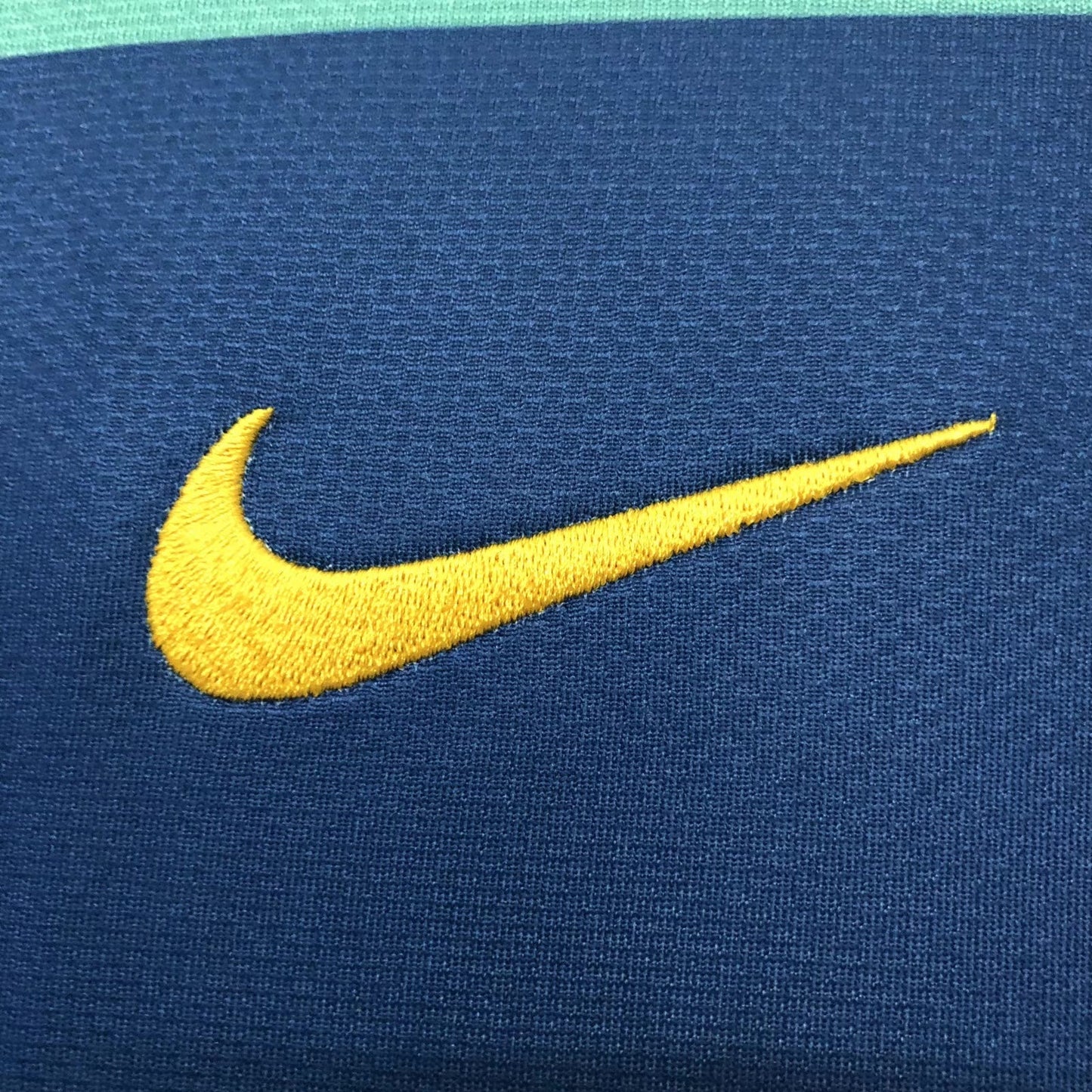Barcelona 2010/11 Away