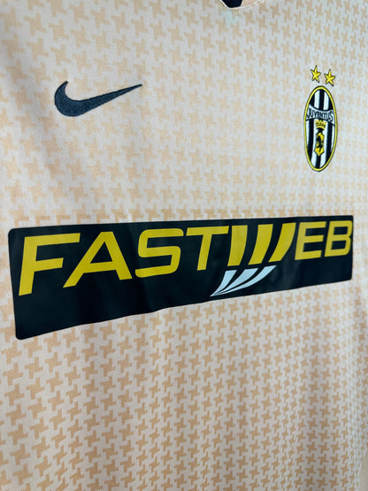 Juventus 2003/04 Away