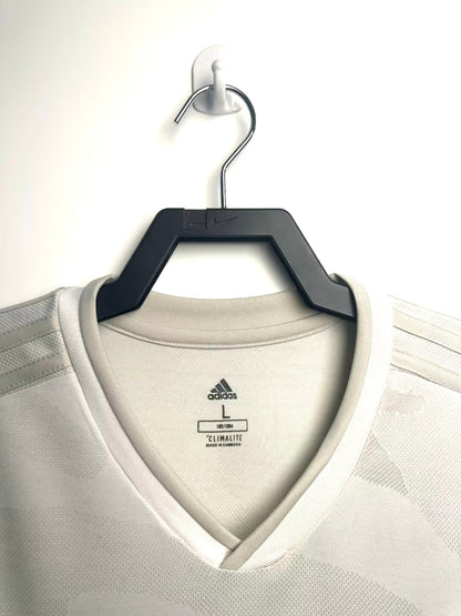 Juventus 2019/20 Away