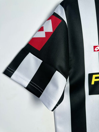 Juventus 2001/02 Home
