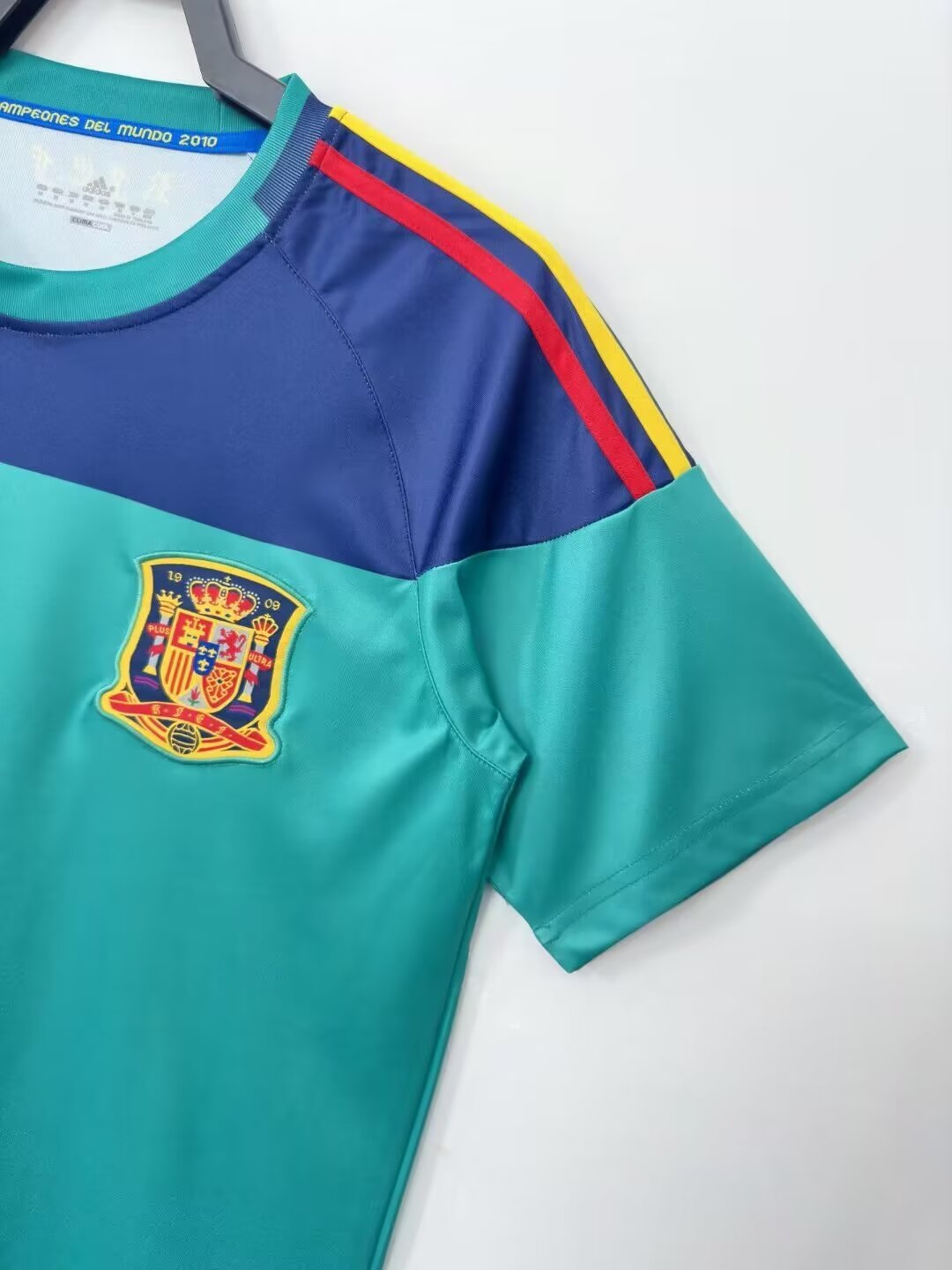 Spain 2010 GK Home