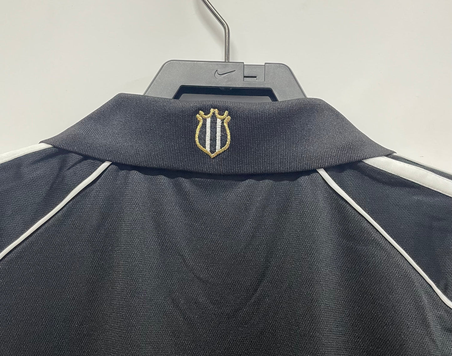 Newcastle United 2000/01 Away
