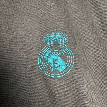 Real Madrid 2017/18 Away
