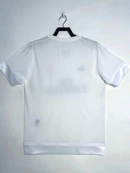 Real Madrid 2015/16 Home