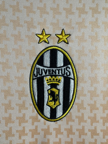 Juventus 2003/04 Away