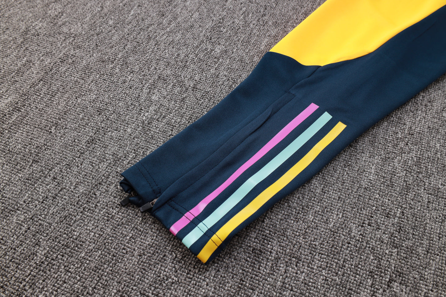Real Madrid 1/4 Zip Tracksuit Set White/Navy/Yellow