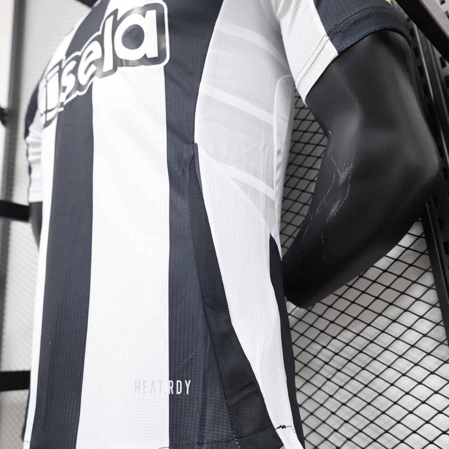 Newcastle United 2024/25 Home