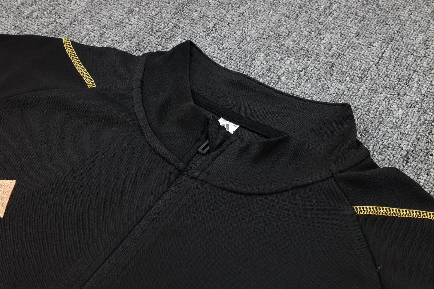 Argentina 1/4 Zip Tracksuit Set Black/Gold