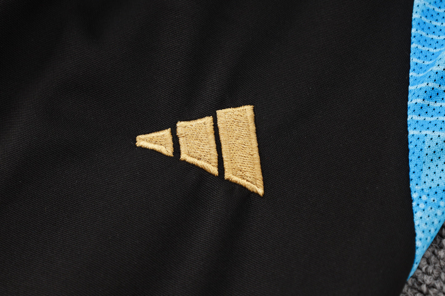 Argentina 1/4 Zip Tracksuit Set Black/Electric-Blue/Gold