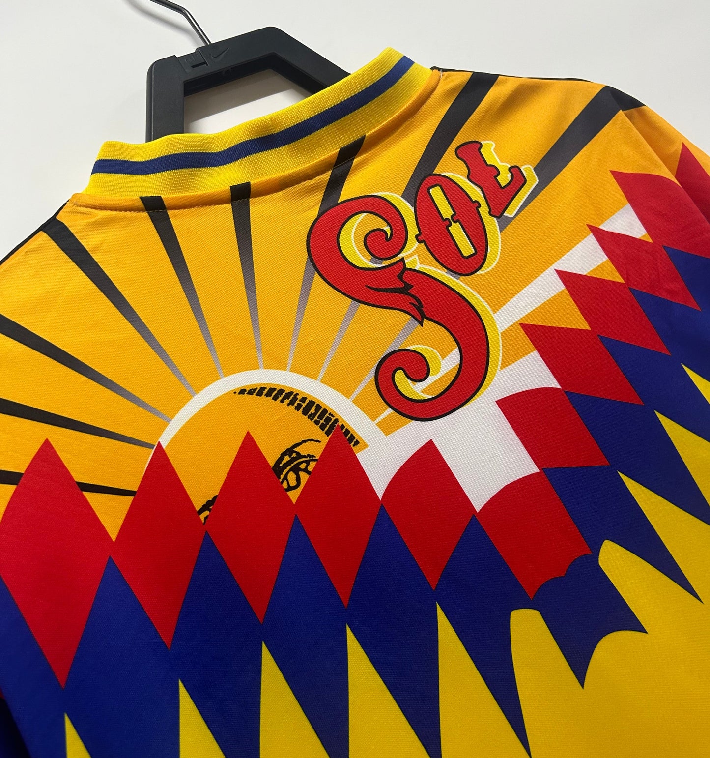 Title: Retro Club America Jersey 1995 Home Edition