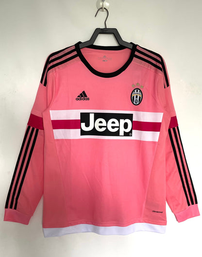 Juventus 2015/16 Away