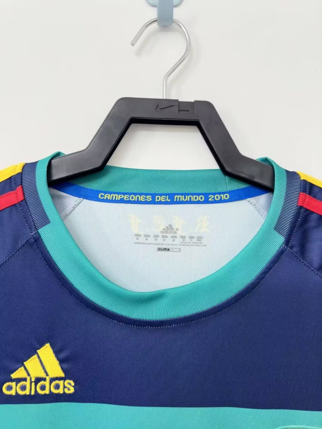 Spain 2010 GK Home