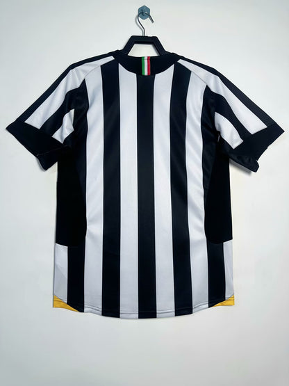 Juventus 2005/06 Home