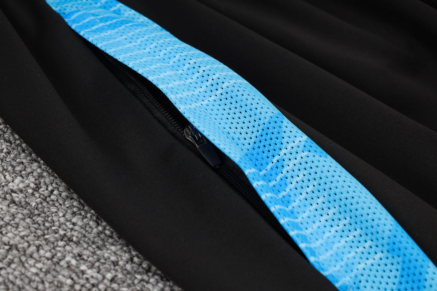 Argentina 1/4 Zip Tracksuit Set Black/Electric-Blue/Gold