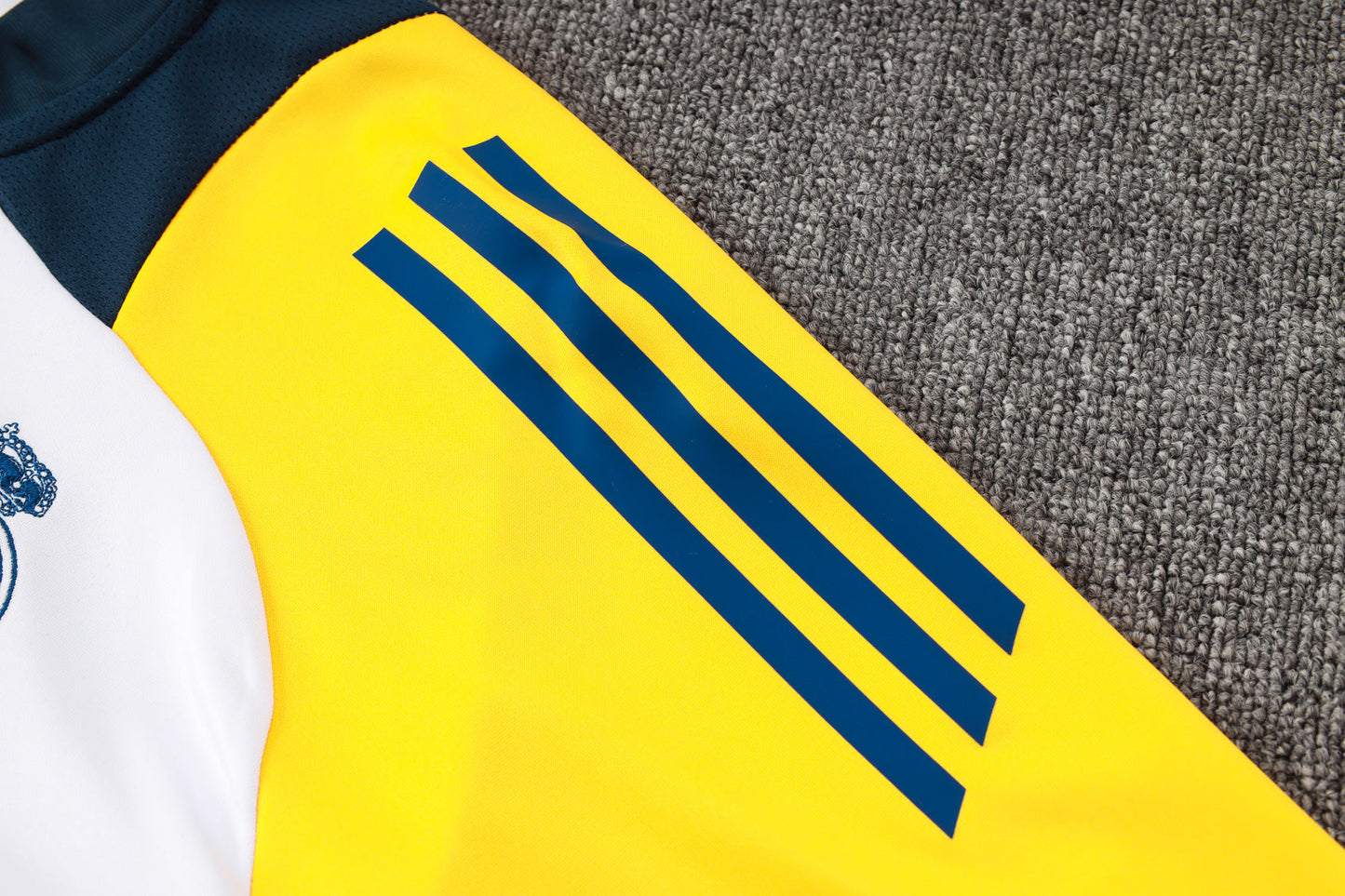Real Madrid 1/4 Zip Tracksuit Set White/Yellow/Navy