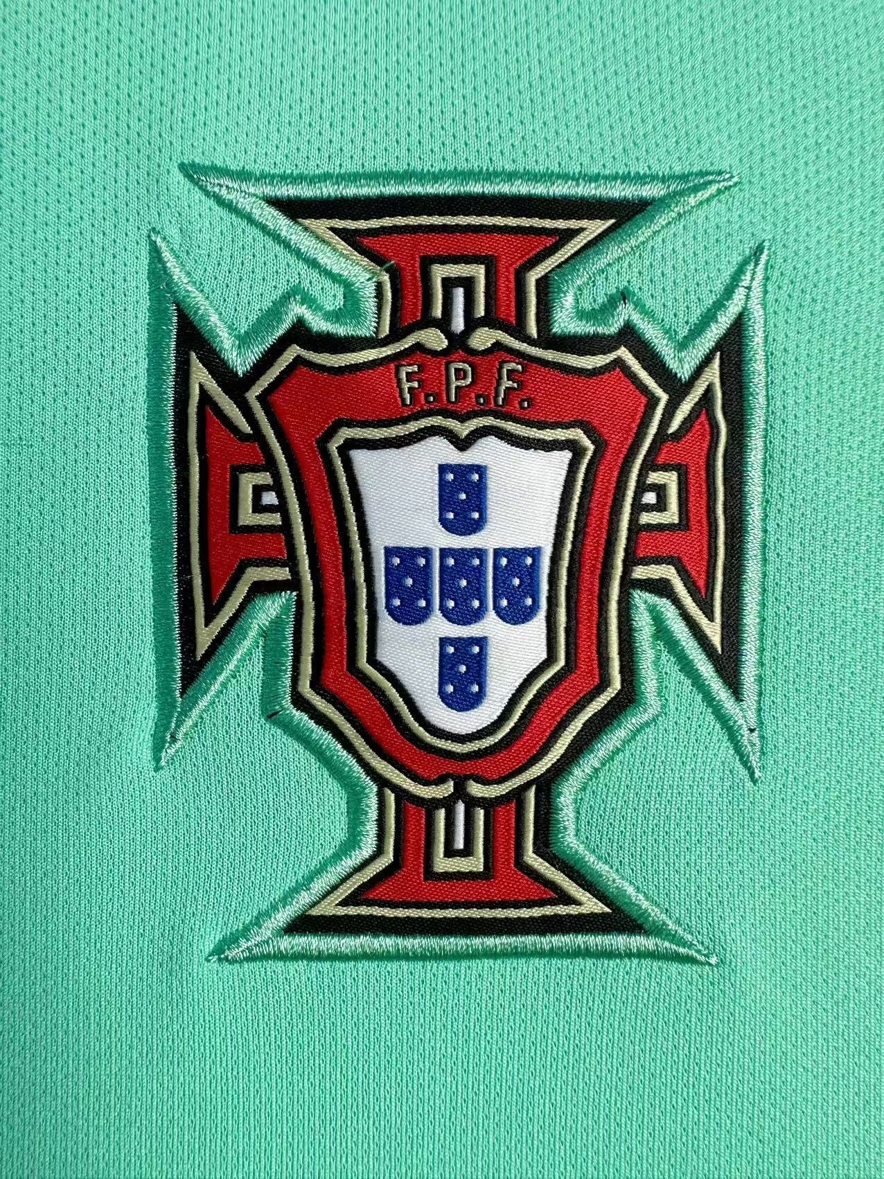 Portugal 2016 Away