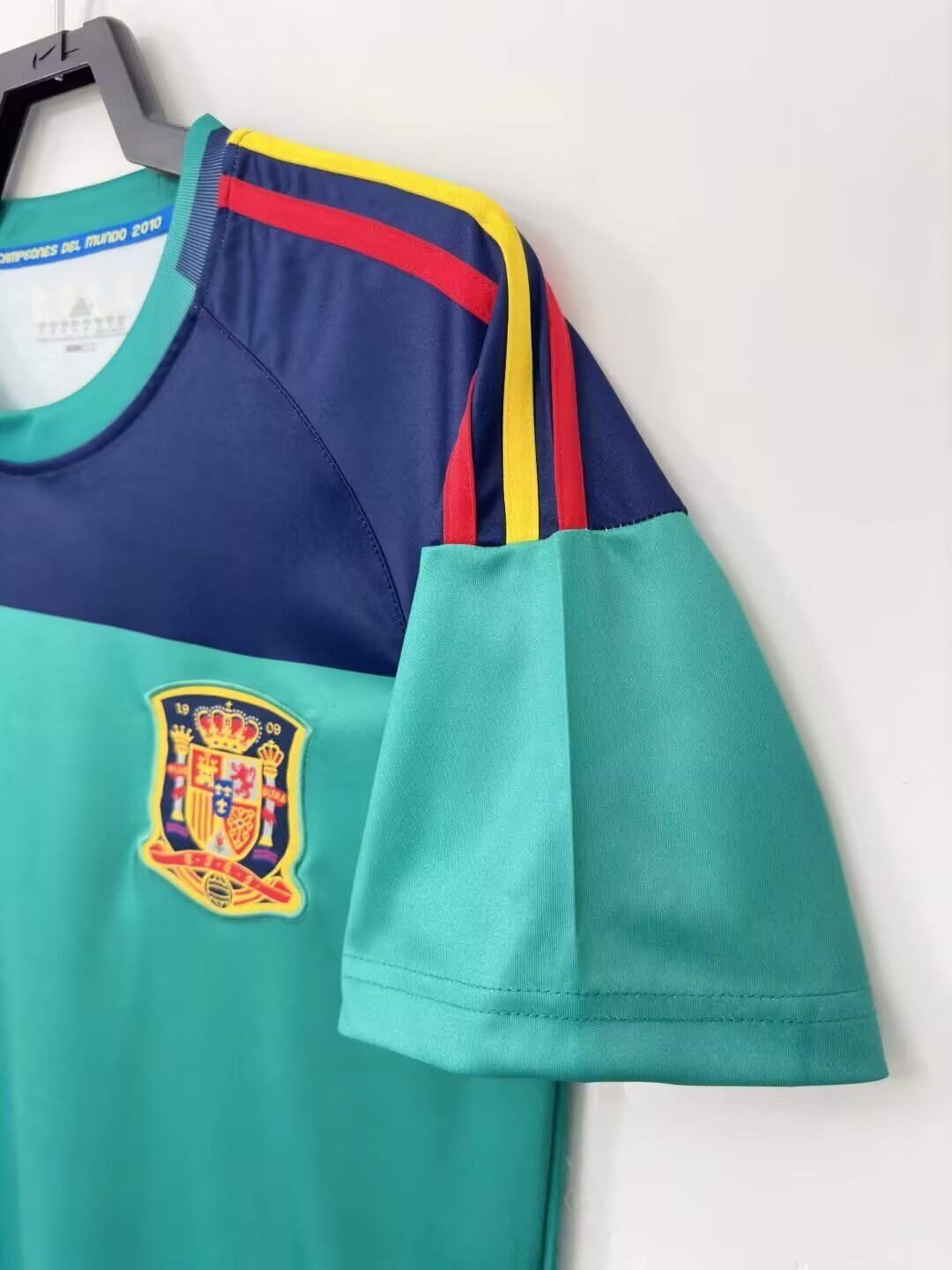 Spain 2010 GK Home