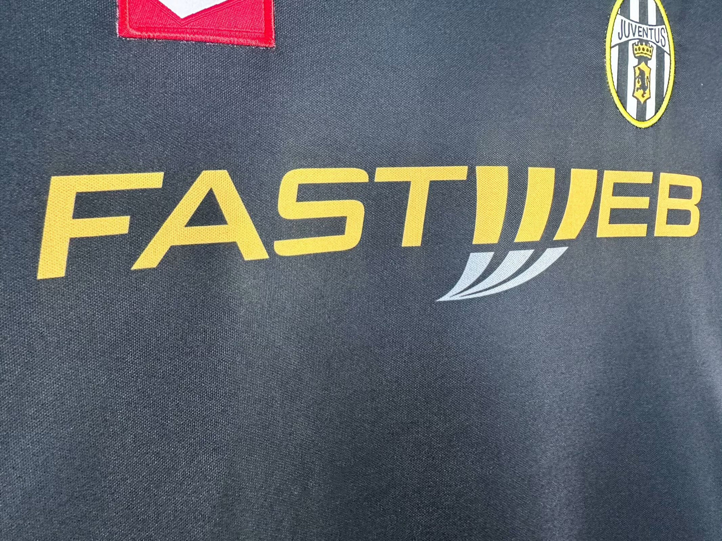 Juventus 2001/02 Away