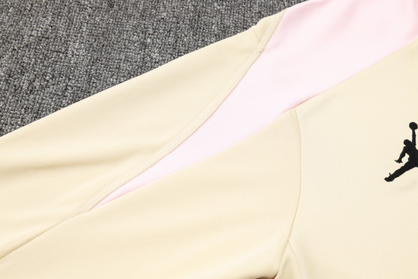 PSG 1/4 Zip Tracksuit Set Beige/Baby-Pink/Black